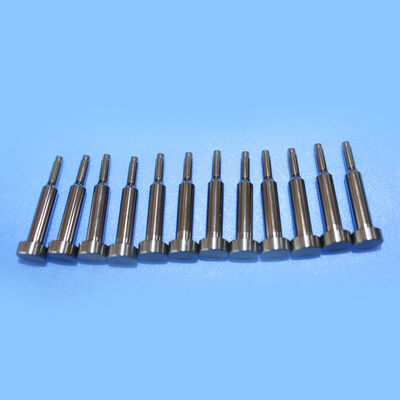 Qualität  Ultra-Fine Grain Tungsten Carbide Precision Punch with High Hardness ≥ 90.5 HRA and Mirror-Like Surface Roughness Ra ≤ 0.05 μm Fabrik