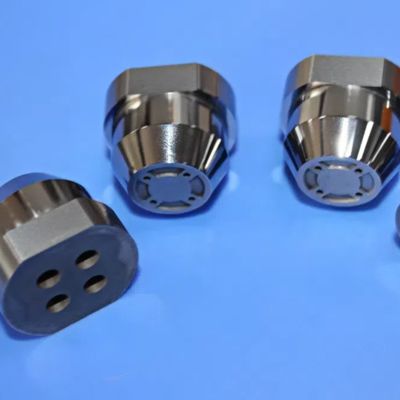 Koaxiale Vierlöcherbasis mit ±0,003 mm Präzisionspositionierung mit null magnetischen Störungen für Halbleiterverpackungen